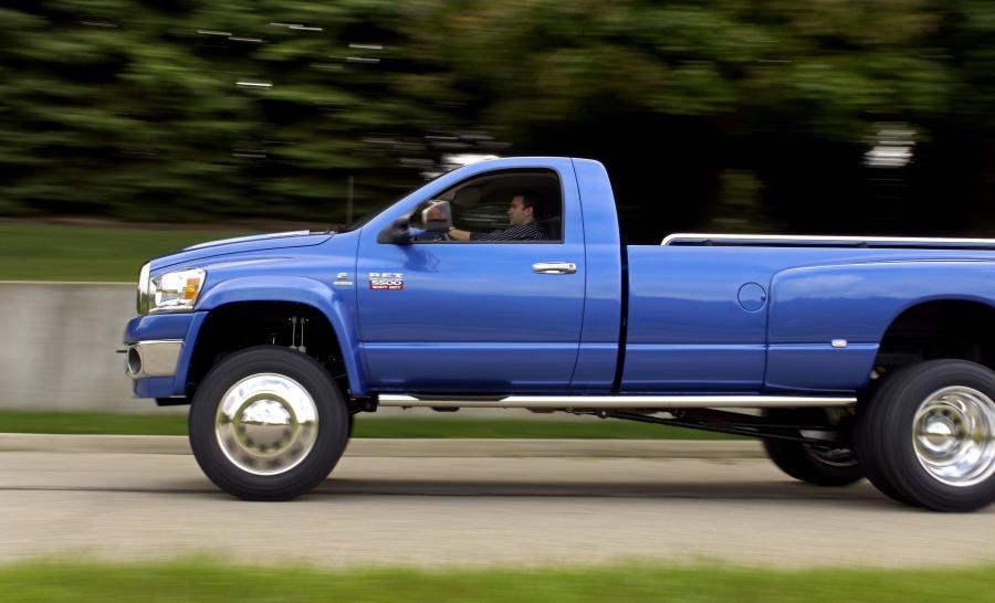  Dodge Ram 5500 BFT 2007 года  (фото 14 из 34)